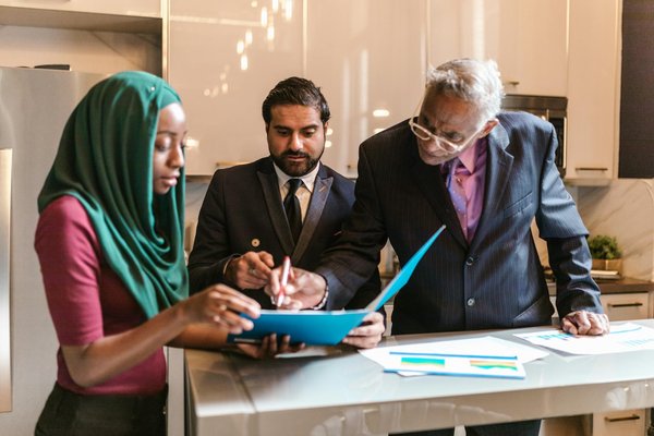 Transforma tu look: la guía completa para incorporar el estilo preppy en tu vestuario diario